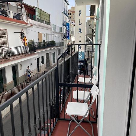 מארבלה Hostal Santa Calma מראה חיצוני תמונה